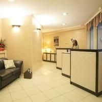 โรงแรมริเวียร่า (Riviera Hotel)3