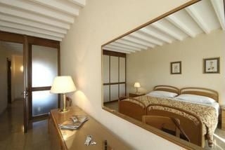 Adagio Rome Garden4