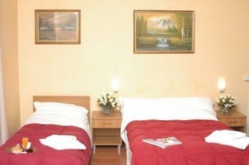 LUXURY ROOMS1