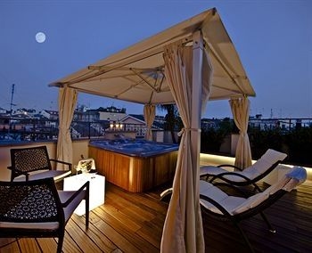 The First Luxury Art Hotel Roma1