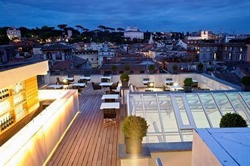 The First Luxury Art Hotel Roma3