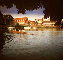 MERCURE THAMES LODGE1