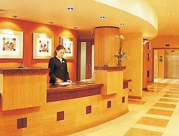 HOLIDAY INN3
