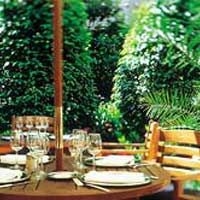 โรงแรมอองเปร์ (Hotel Ampere)1