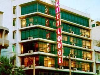 โรงแรมซิตี้ ลอดจ์ สุขุมวิท 19 (City Lodge Soi 19)4