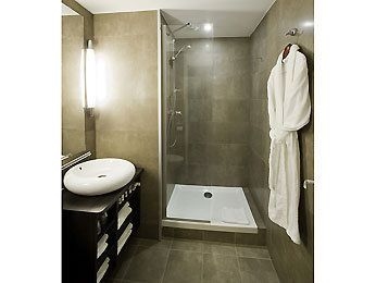 MERCURE4