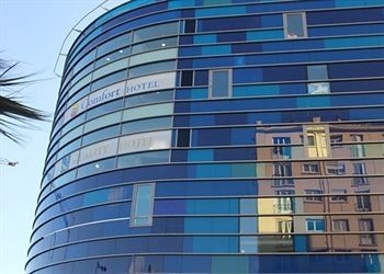COMFORT HOTEL CENTRE DEL MON0