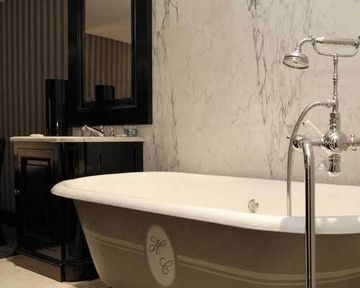 ชาโตบรอองด์ โอแตล (Chateaubriand Hotel)0