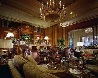 Four Seasons George V4