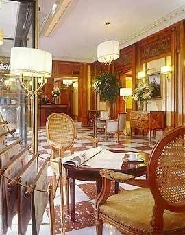 Pavillon Opera, Paris3