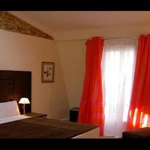 Le 123 Elysees3