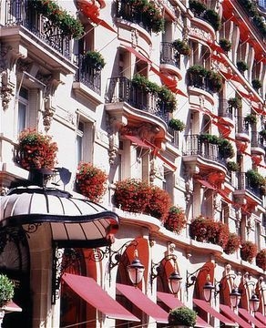 Plaza Athenee2