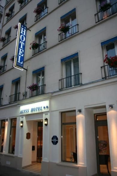 Alyss Saphir Cambronne Eiffel2