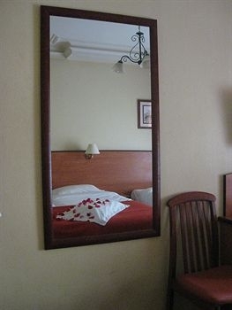 Hotel Eden Montmartre2