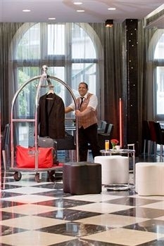 Hotel Le Parnasse4