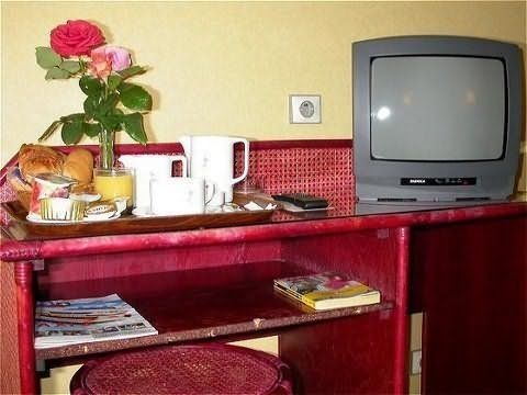 HOTEL HERMES0