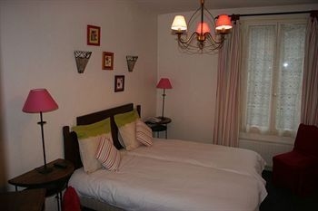 Hotel Du Dragon2