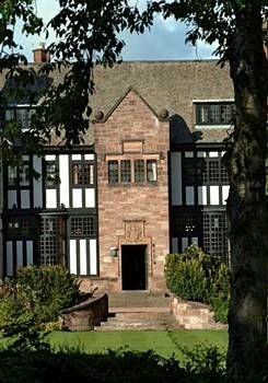 Inglewood Manor0