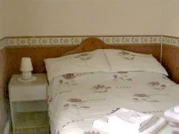 ABBOTSFORD HOTEL4