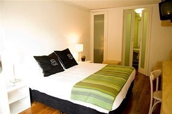 The Albany Motel1