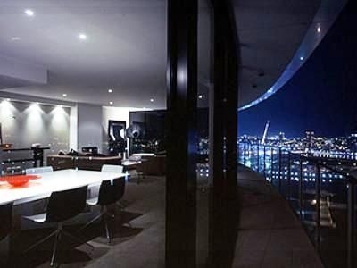 Grand Mercure Apartments Docklands1