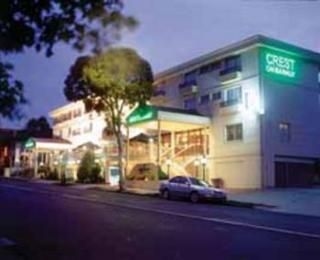 โรงแรมเครสออนบาร์คลี่ (Comfort Hotel Crest On Barkly)1