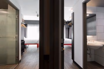 เอสเซนส์ โฮเทล คาร์ลตัน (Essence Hotel Carlton)2