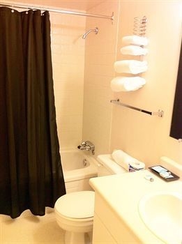 Cassandra Hotel1