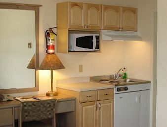 TRAVELODGE QUESNEL BC3