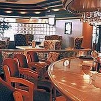 Harbour Towers Hotel And Suites0