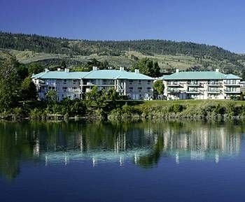 Riverland Inn0