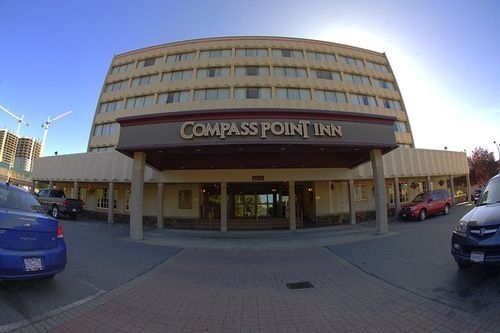 Compass Point Inn4