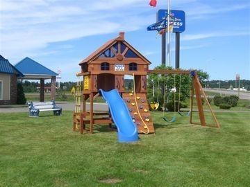 Holiday Inn Express Hotel & Suites Moncton4