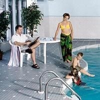Coastal Inn Champlain4