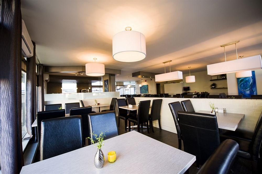 V Hotel & Suites1