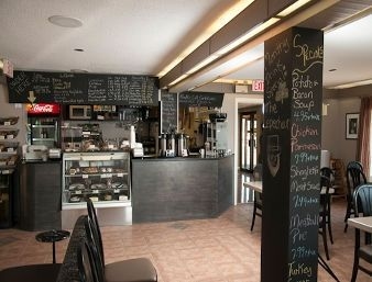 HOWARD JOHNSON BLUENOSE INN & SUITES4