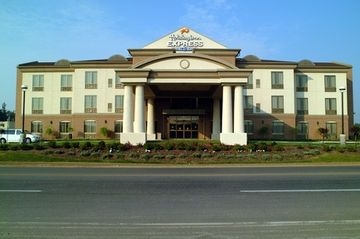 HOLIDAY INN EXPRESS HOTEL & SUITES GUELPH2