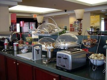 Hampton Inn by Hilton Toronto-Mississauga4