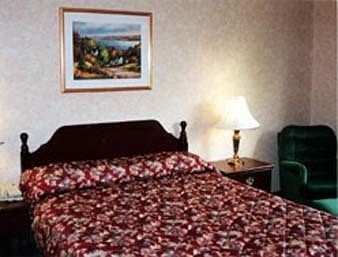 Days Inn Toronto E Lakeview1
