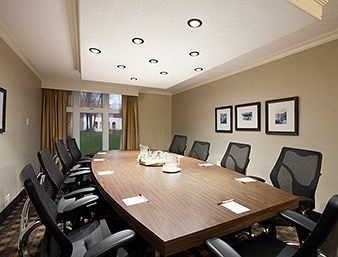 Ramada Inn and Conference Centre Cornwall4