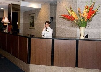 Confederation Place Hotel0