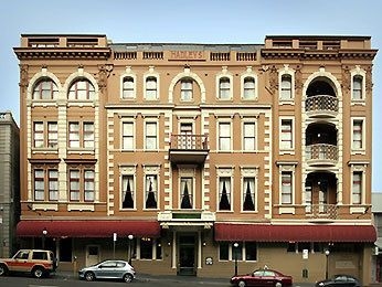 Hadley's Orient Hotel2