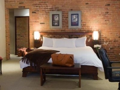 Hotel Nelligan1