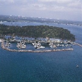 แองคอเรจ พอร์ต สตีเฟ่น (Anchorage Port Stephens)1