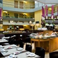 โรงแรมปารีส นอยยี (Hotel Paris Neuilly)1