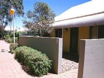 Emu Walk Apartment0