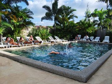 Cairns Beach House2