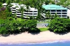 บีชฟรอนท์ อพาร์ตเมนต์ส ออน ทรินิตี้ บีช (Beachfront Apartments on Trinity Beach)1