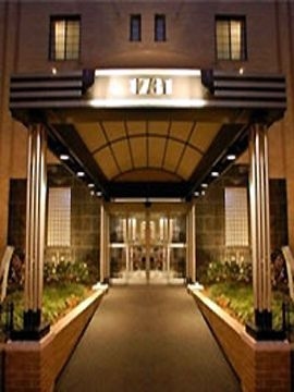 CARLYLE SUITES0