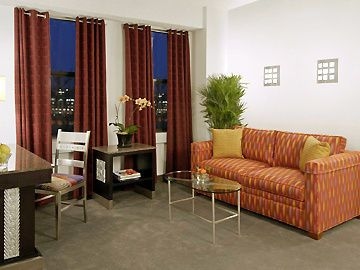 CARLYLE SUITES1